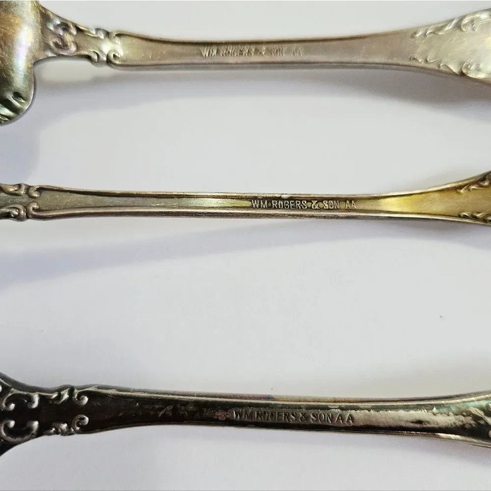 WM Rogers & Co. Oxford Pattern AA Silver Plated Serving Meat Fish Forks & Ladle